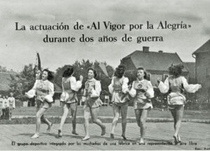 La Fuerza por la Alegría en una revista de la Sección Femenina Española