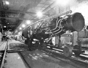 El motor de una V-2 en los túneles de Mittelwerk